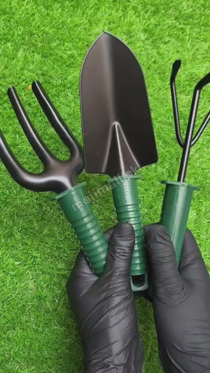 Shovels Set – Pack of 3 (Plastic Handle)